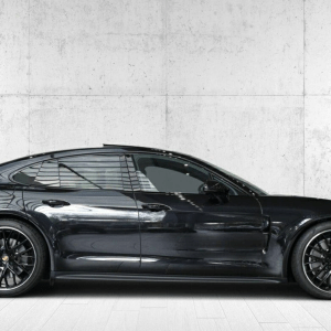 PORSCHE PANAMERA 2018